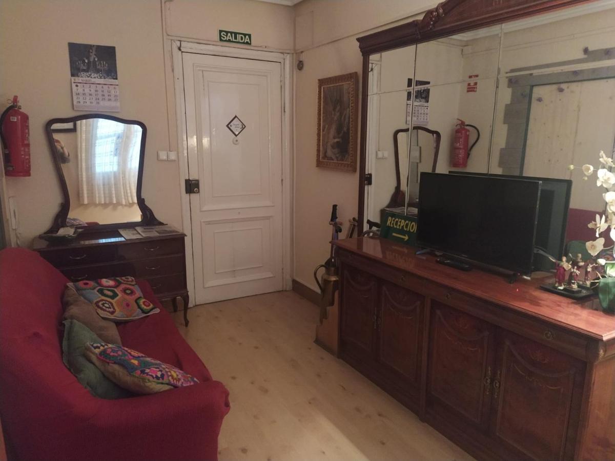 Hostal Espana Leon Bagian luar foto
